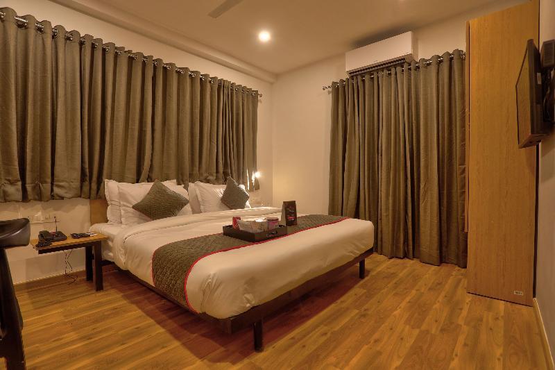 Oyo Townhouse 87 Spartan Nagar Chennai Ngoại thất bức ảnh